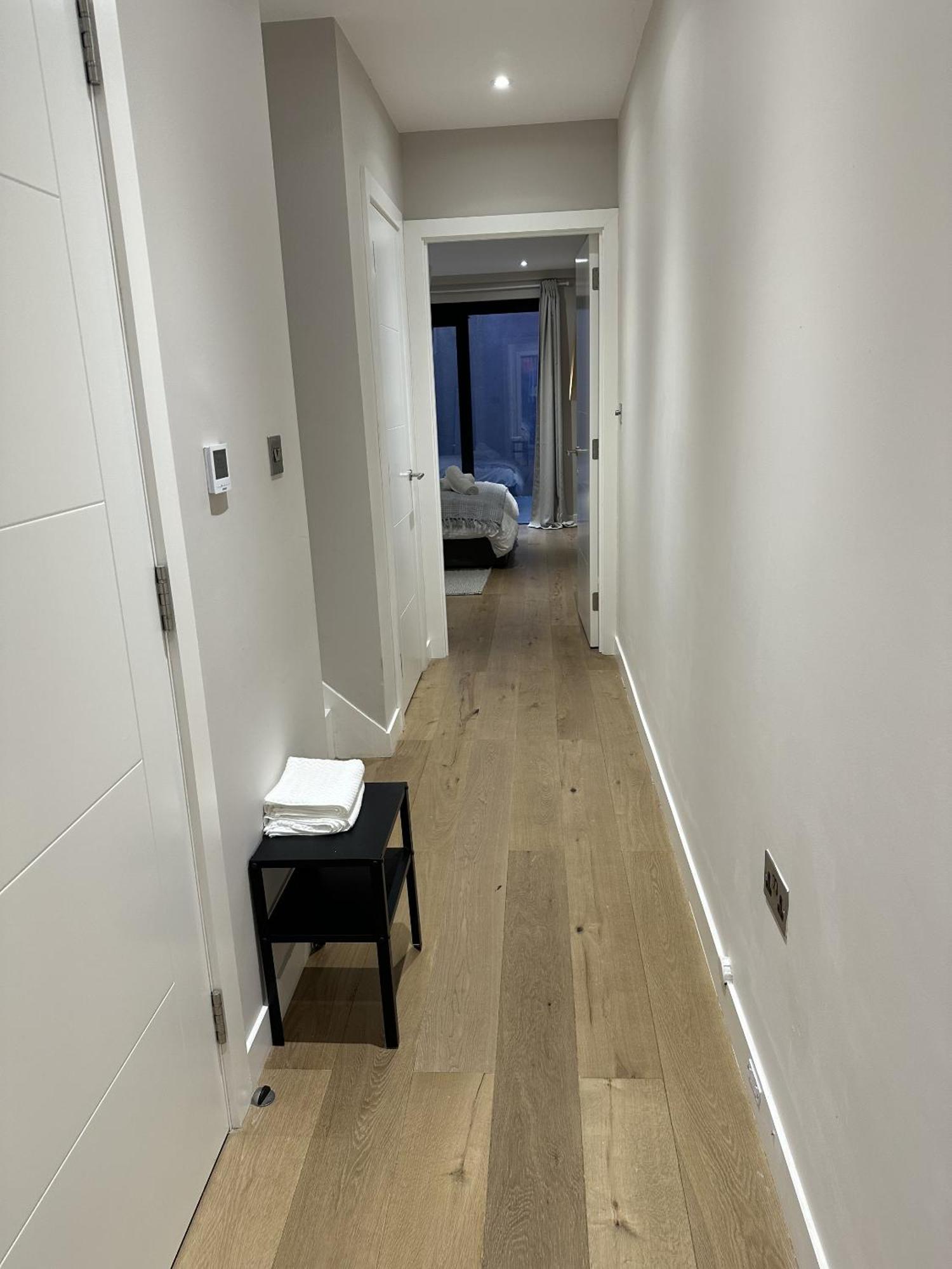 לונדון Richardson Deluxe Apartments מראה חיצוני תמונה